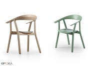 Chaises en bois Rhomb - excellent maintien du dos