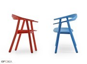 Déclinaison de teintes des structures pour le fauteuil bois massif Rhomb