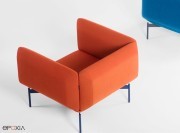 Fauteuil Segment, tissu orange et pieds noirs