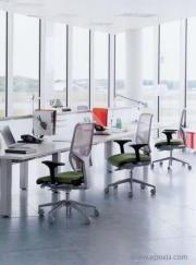 Fauteuils Giroflex 68 dossier résille