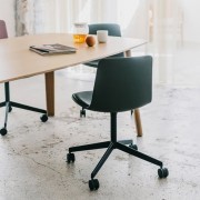 Chaise de réunion Lottus Confident sur roulettes
