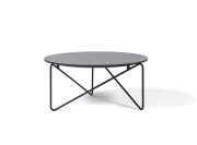 Table basse design Polygon, plateau Fenix NTM noir