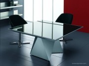 Table de réunion carrée collection Eracle verre laqué noir