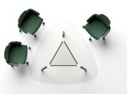 Table triangulaire Rail, verre clair et pieds bois