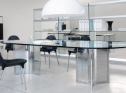 Table de réunion en verre Raj par Gallotti et Radice, pied panneau acier poli