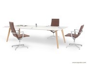 Table de réunion Bevel, pieds bois massif chêne naturel