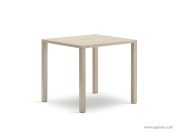 Table de réunion carrée Client avec pieds carrés