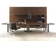 Table de réunion design Lloyd