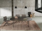 Table de réunion ovale Rendez-vous, hauteur 73,4 cm