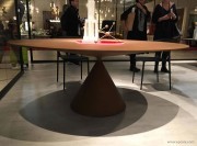 Table ronde métal bronze Clay