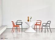 Table ronde Clessidra plateau marbre blanc, pietement blanc