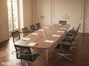 Fauteuil réunion design Una management résille