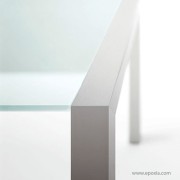 Détail table verre Sushi