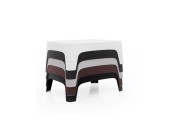 Table basse Solid empilable, usage extérieur