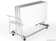 Tables Folio pliées dans un chariot