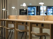 Tabouret haut Strain de Prostoria