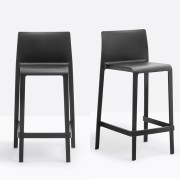 Tabouret Pedrali Volt 677 (hauteur d'assise 66 cm) coloris noir