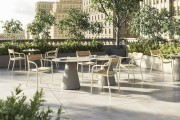 Chaises Madison design Vondom, version assise bois, pour terrasse design