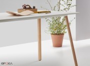 Table de réunion Tknika Contract, plateau HPL blanc et pieds bois