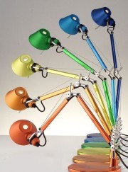Lampe de bureau Tolomeo micro disponible en 11 coloris
