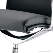 Détail assise fauteuil pivotant Una executive