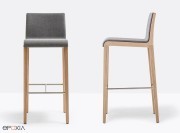 Tabouret de bar Young, piètements chêne
