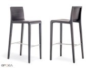 Tabourets de bar Young, piètements chêne laqué