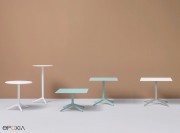 Collection de tables Ypsilon, piètements 3 ou 4 branches, plateau rond ou carré