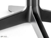 Piètement quatre branches, table Ypsilon